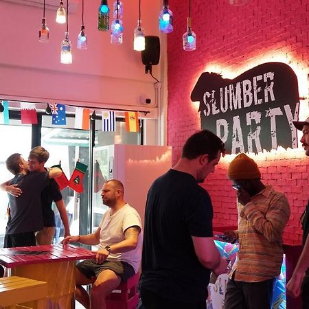 Slumber Bangkok Soi 1 Hostel Kültér fotó
